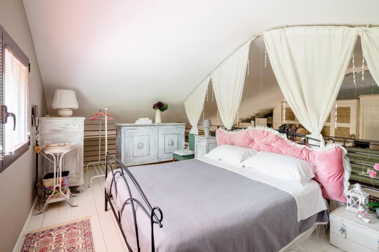 مبيت وإفطار Baricella Garden Loft المظهر الخارجي الصورة